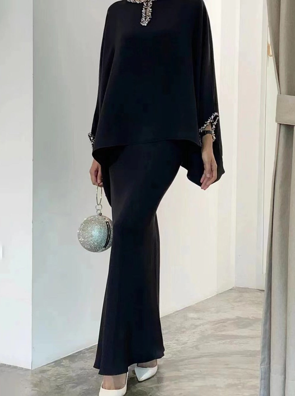 LB | Beztroska i elegancka sukienka zimowa