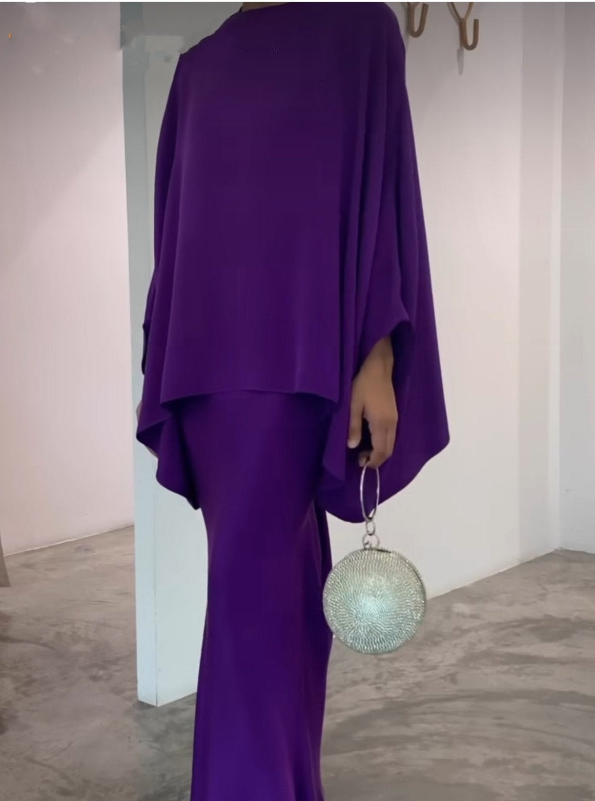 LB | Beztroska i elegancka sukienka zimowa